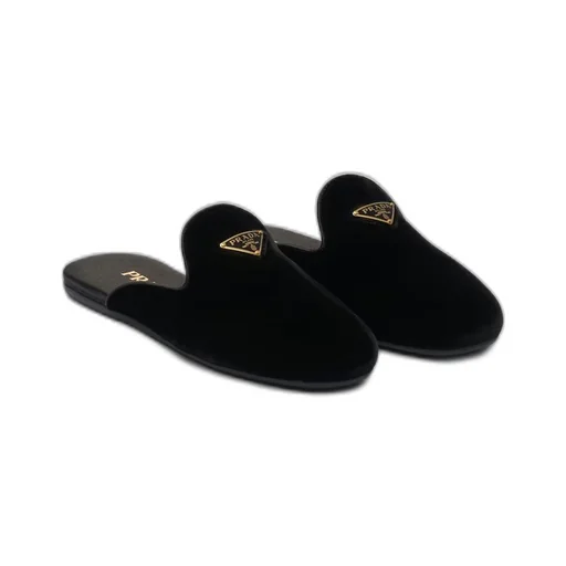 Velvet slippers
