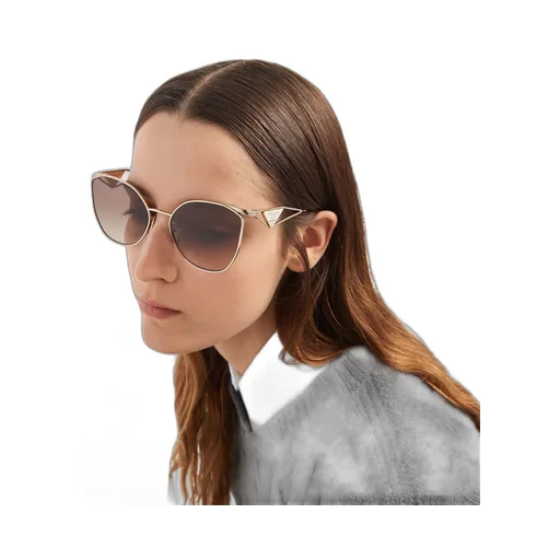 Sunglasses with triangle logo