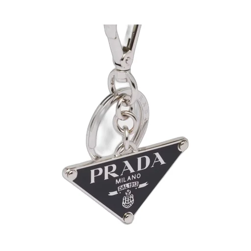 Metal keychain