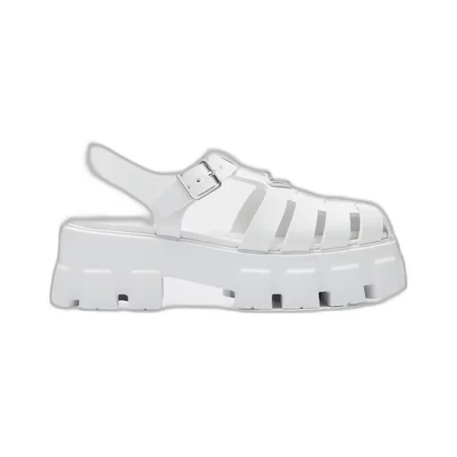 Monolith foam rubber sandals