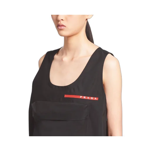 Technical fabric top with large pocket