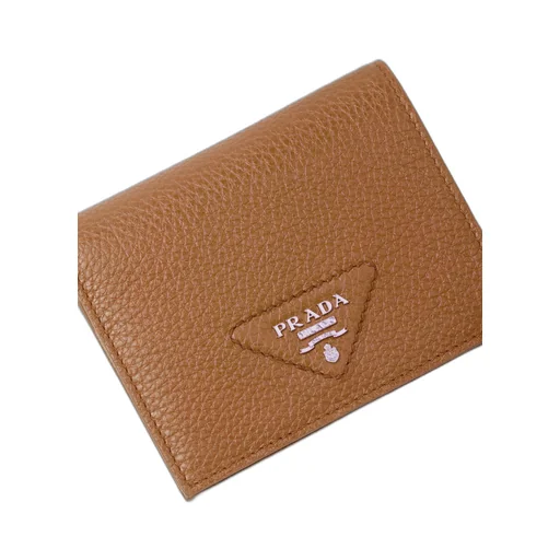 Small leather wallet