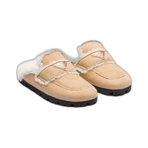Shearling slippers
