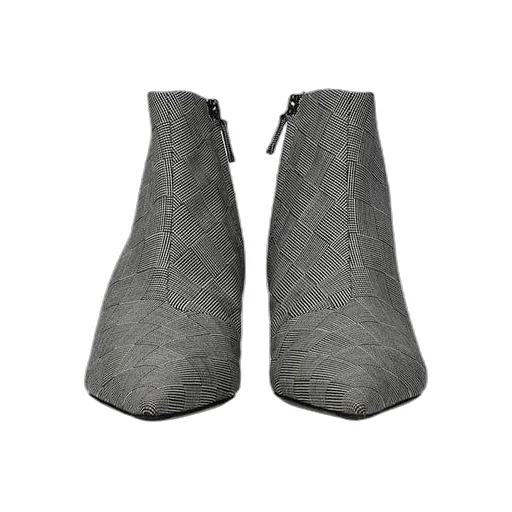 Wool Checked Knife Pointy Toe Boot