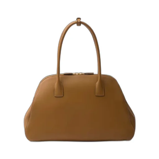 Medium leather tote bag with zipper closure