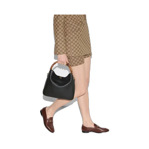 Gucci Diana medium shoulder bag