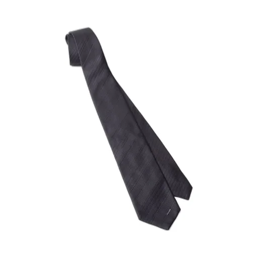 Silk tie