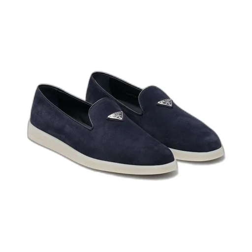 Suede slippers