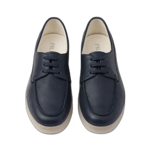 Leather lace-up shoes