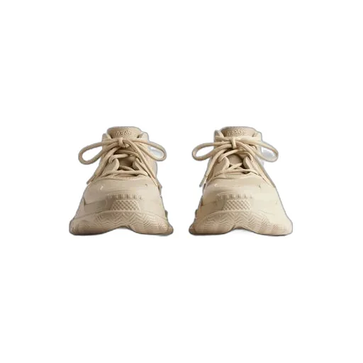 Triple S Mold Sneaker