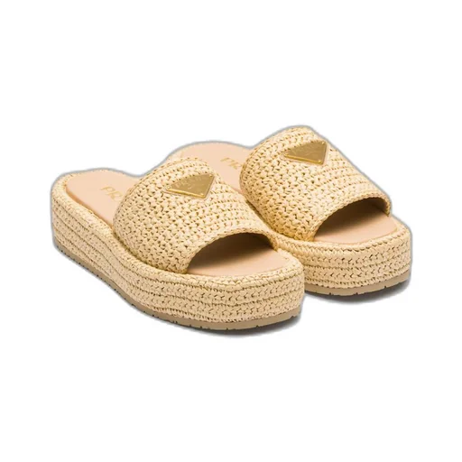 Crochet flatform slides