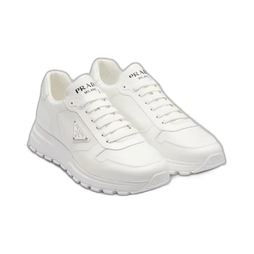 Leather sneakers