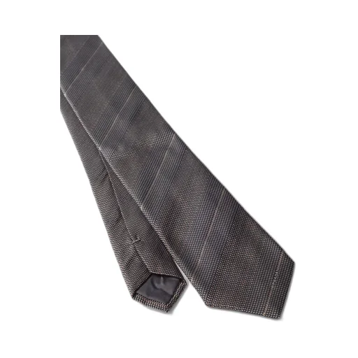 Silk tie
