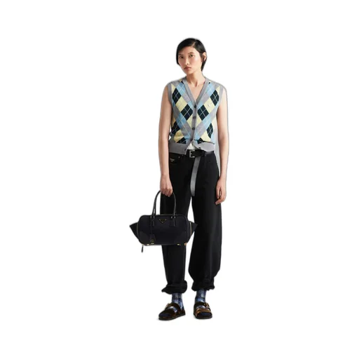 Wool vest with an Argyle pattern