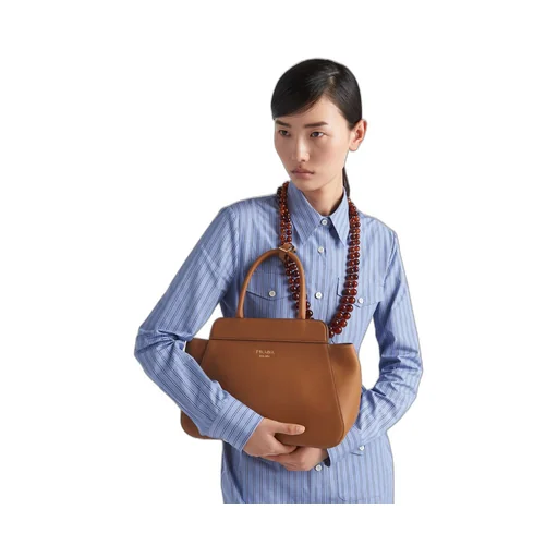 Medium leather tote bag