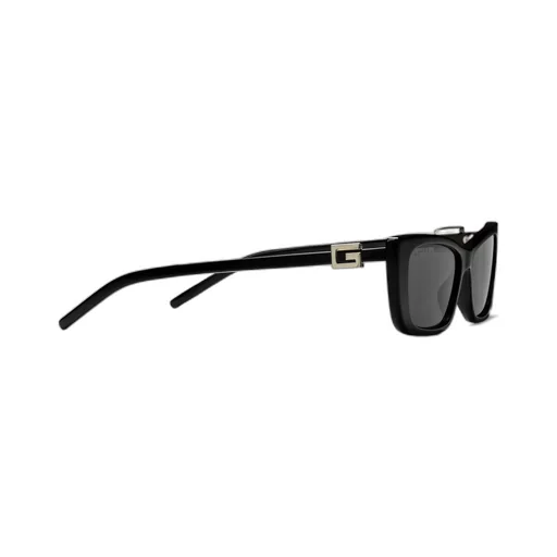 Cat eye sunglasses
