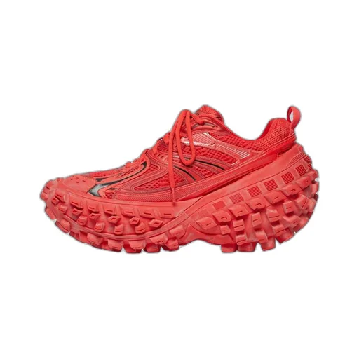 Defender Sneaker