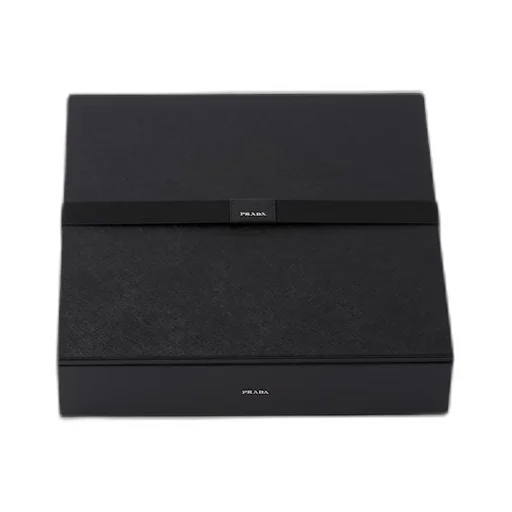 Saffiano leather chess set