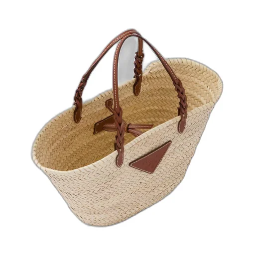 Woven palmito and leather shopping bag