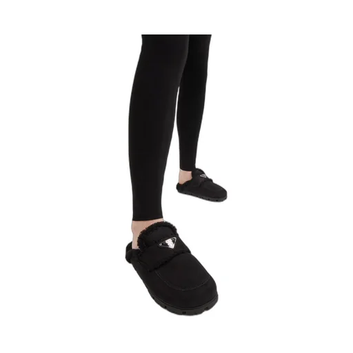 Shearling slippers