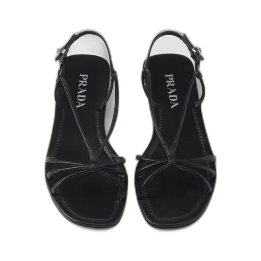 Flat leather sandals