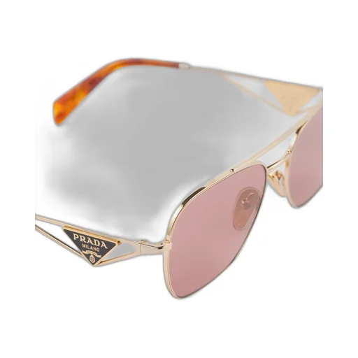 Sunglasses with triangle logo