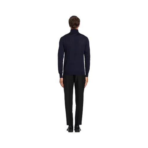 Cashmere Turtleneck