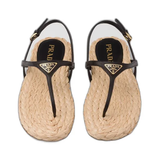 Nappa leather thong sandals