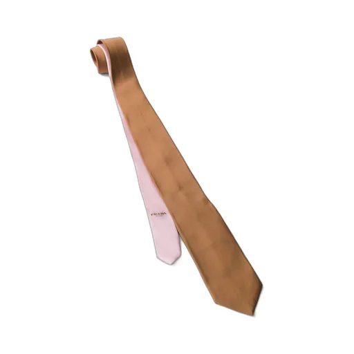 Silk tie