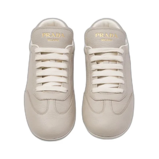 Leather sneakers