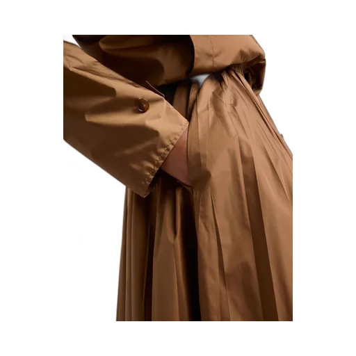 Light technical fabric circle skirt