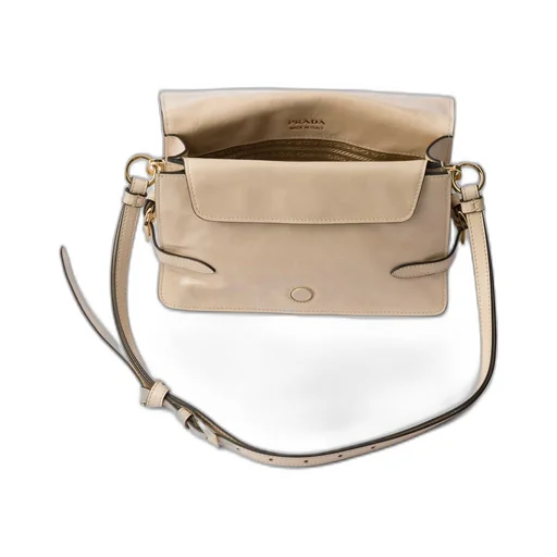 Leather shoulder bag
