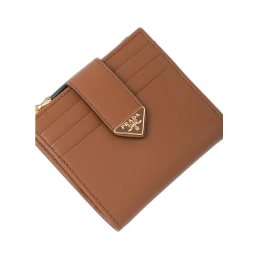 Small leather wallet