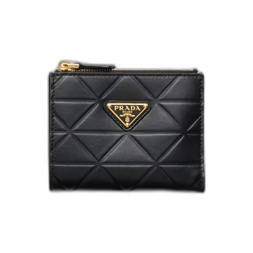 Small leather wallet with triangle motif