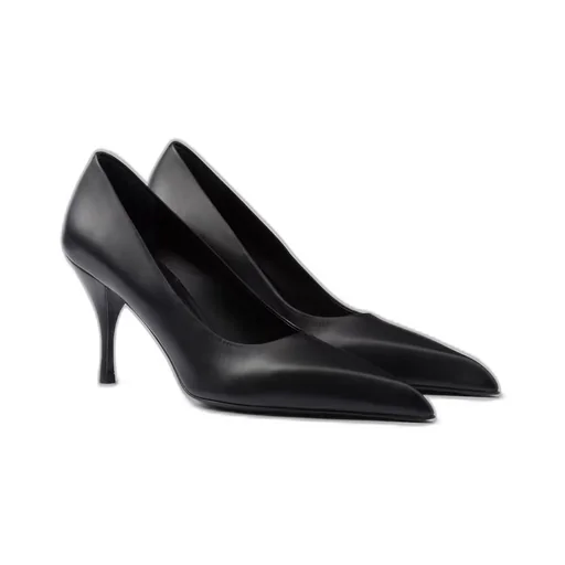 Leather pumps