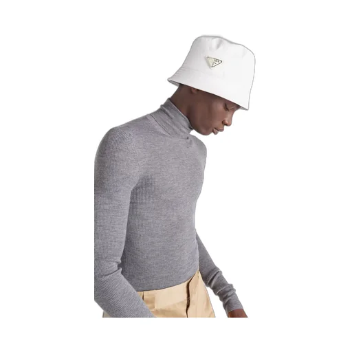 Cashmere turtleneck