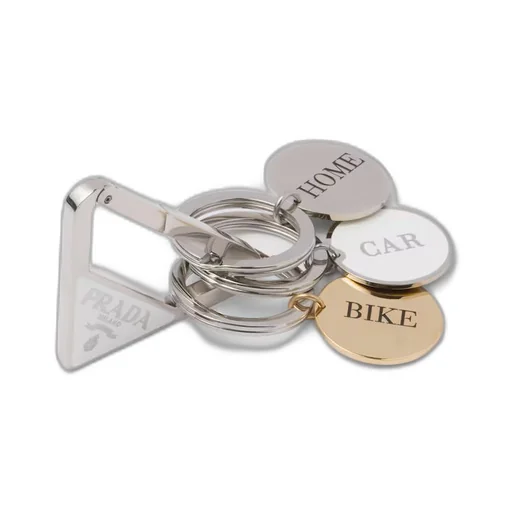 Metal keychain