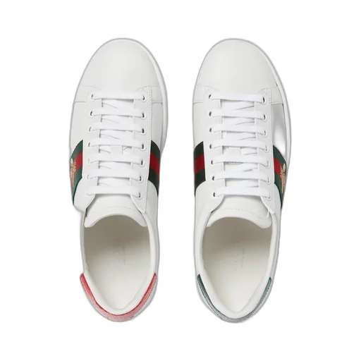Women's Ace trainer with bee