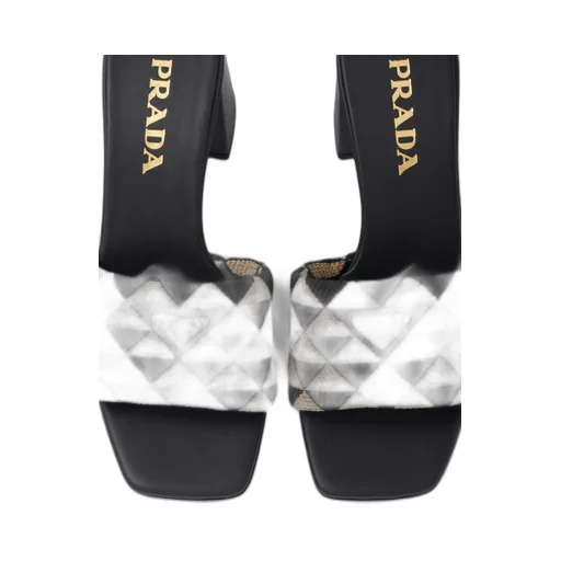 Embroidered fabric sandals