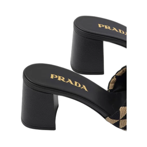 Embroidered fabric sandals
