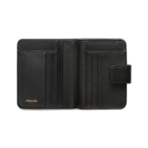 Small leather wallet