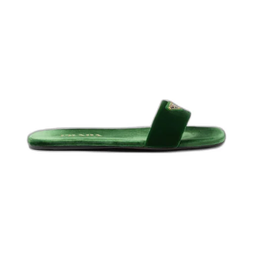 Flat velvet slides