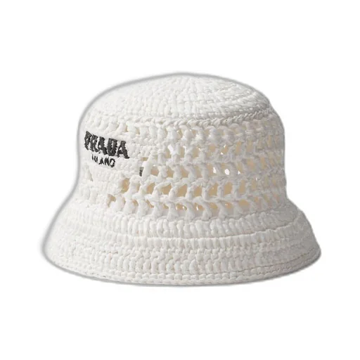 Crochet bucket hat