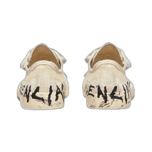 Paris Low Top Graffiti Sneaker