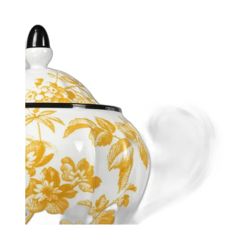 Herbarium teapot