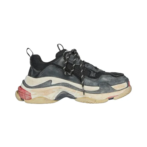Triple S Sneaker
