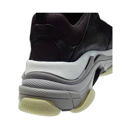 Triple S Sneaker