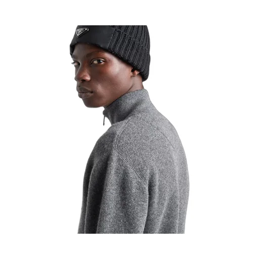 Cashmere cardigan