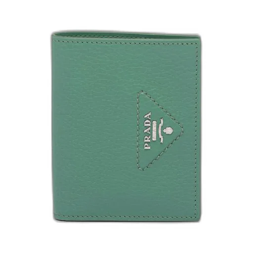 Small leather wallet