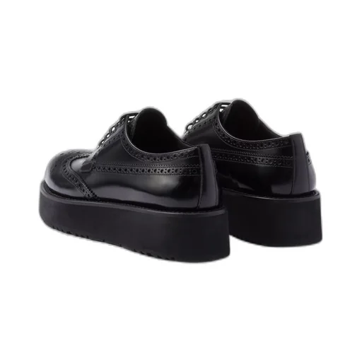 Brushed leather derby shoes